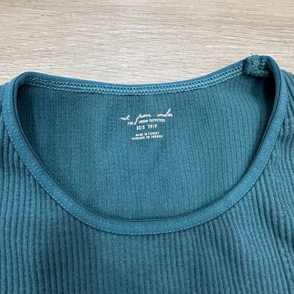 Out From Under Urban Outfitters Tee Stretch Ribbed Crop Fitted XS/S Teal - Picture 2 of 6